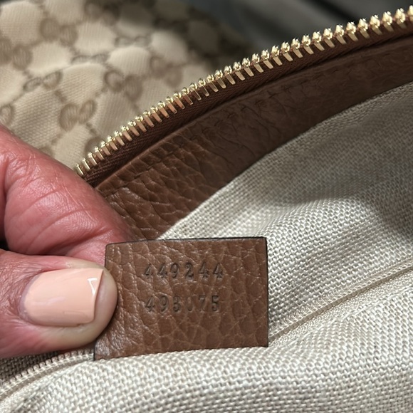 New/used large hobo Gucci Bag excellent condition - Picture 6 of 7